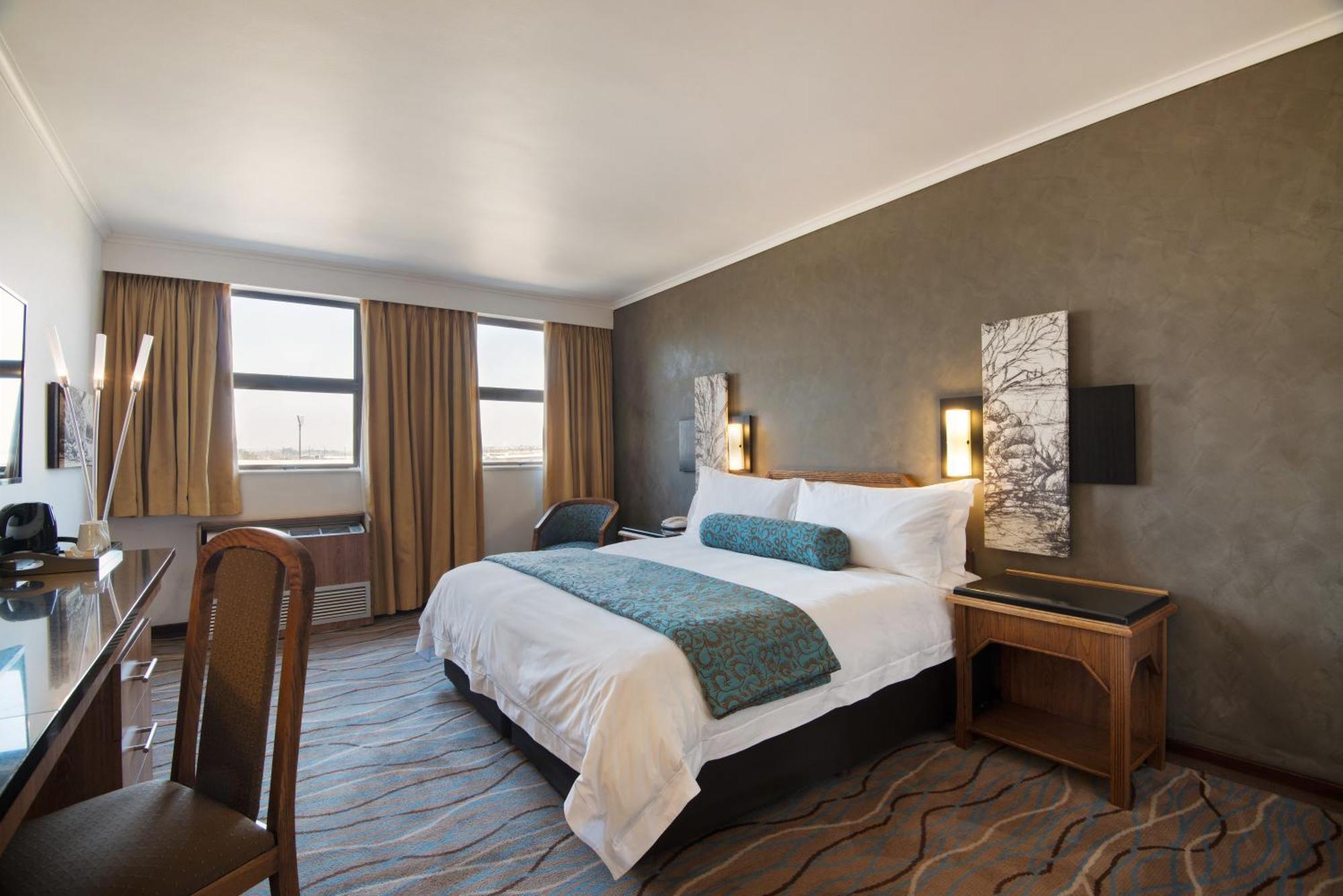 The Centurion Hotel Luaran gambar
